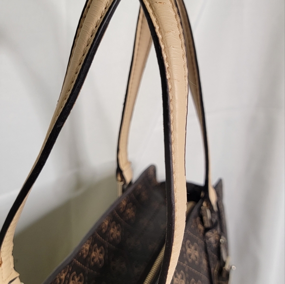 Guess Tote - Picture 7 of 11
